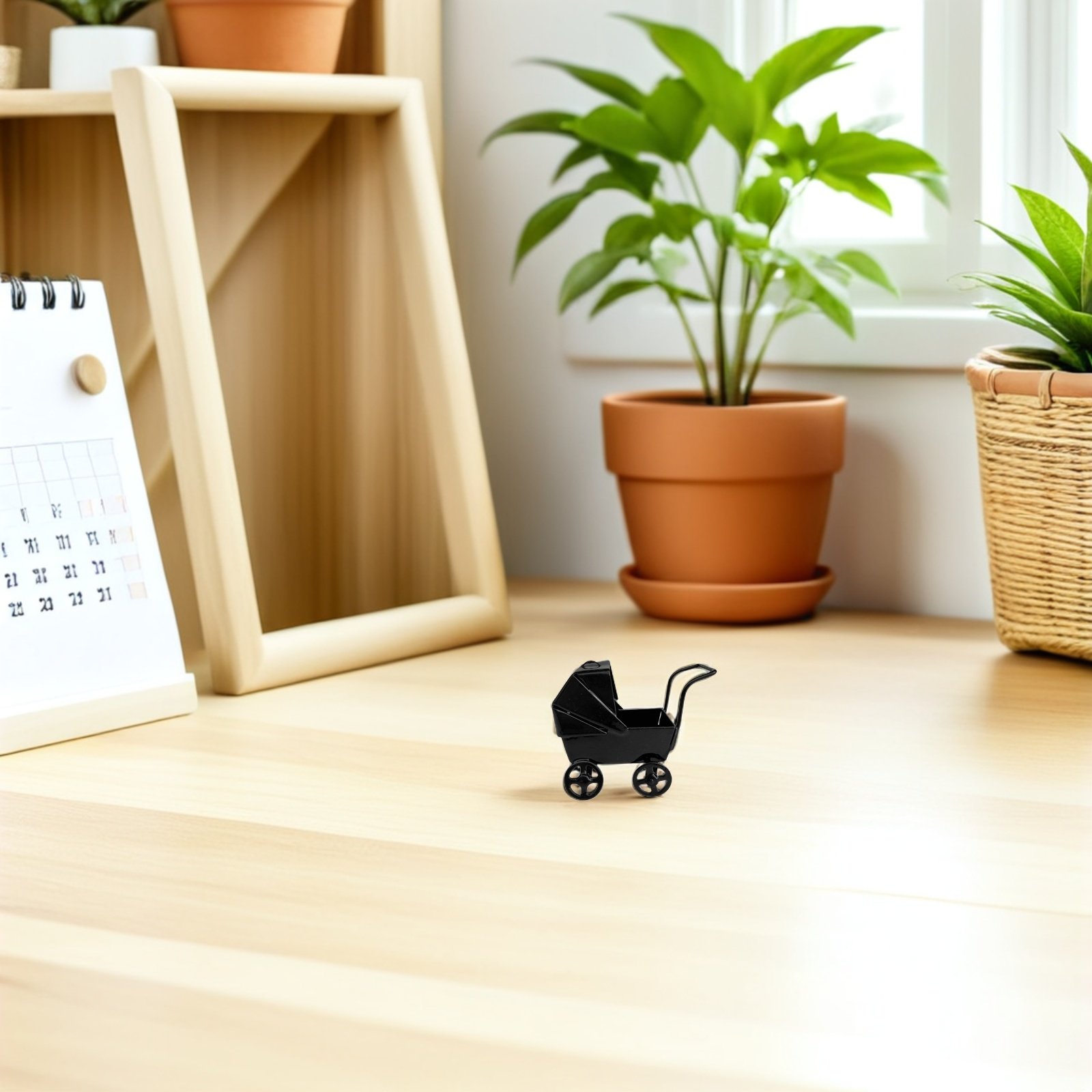 Baby Nursery Vintage Decor - ミニチュア鉄製ベビーカー ヴィンテージスタイル デスクトップオーナメント ベビーカー センターピース ドールハウスの装飾用