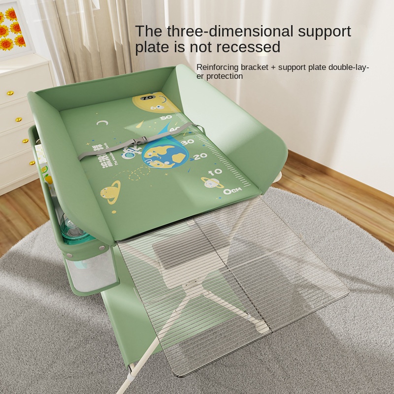 ポータブルベビーおむつ交換台（キャスター付き）、折りたたみ式 - Baby Nursery Furniture のレビューと価格